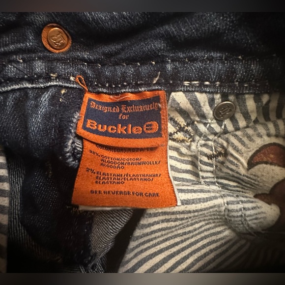 Gently Used Rock Revival (Buckle) Roza Easy Boot Women’s Jeans Waist Size 25x30 - Picture 8 of 16